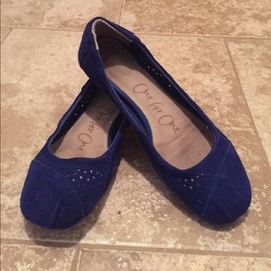 Blue Toms ballet flats