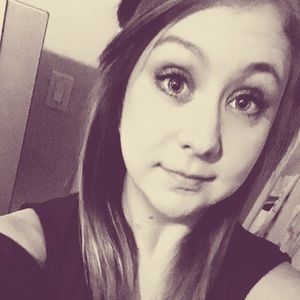 Meet your Posher, Erika