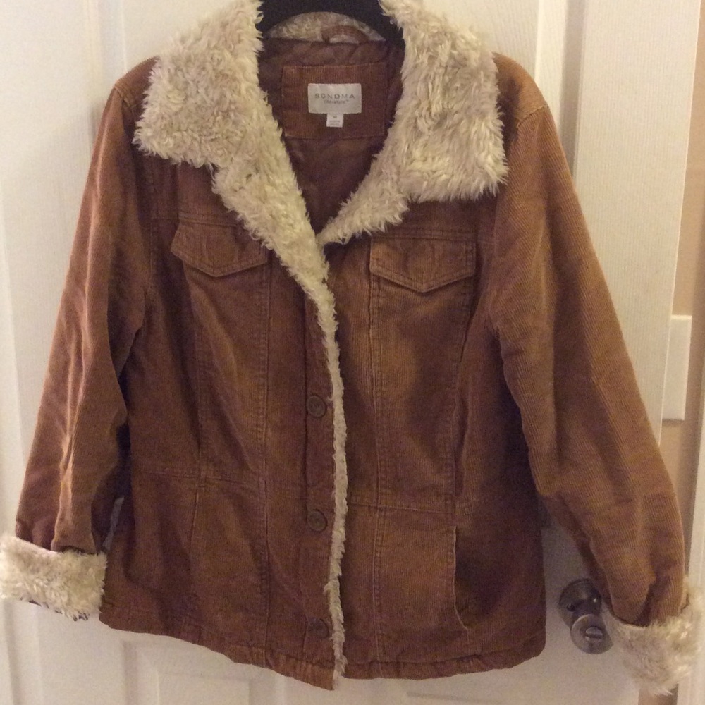 Ladies Courterouy winter coat