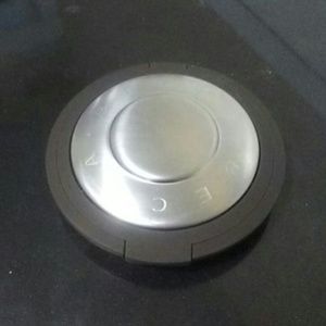 BECCA Shimmering Skin Perfector in Moonstone