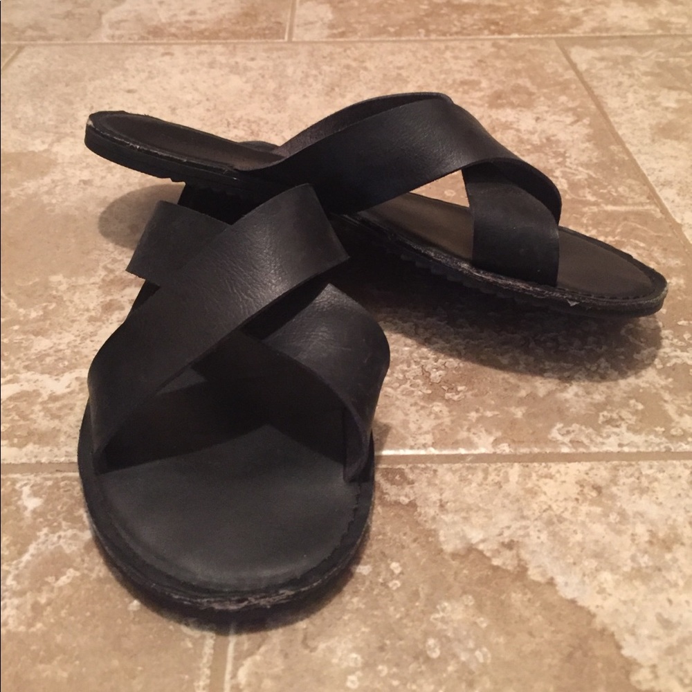 Black AE sandals