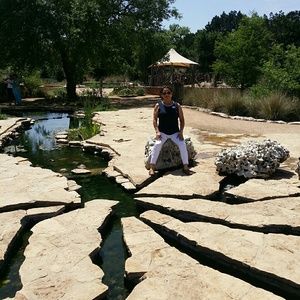 Meet your Posher, Odessa