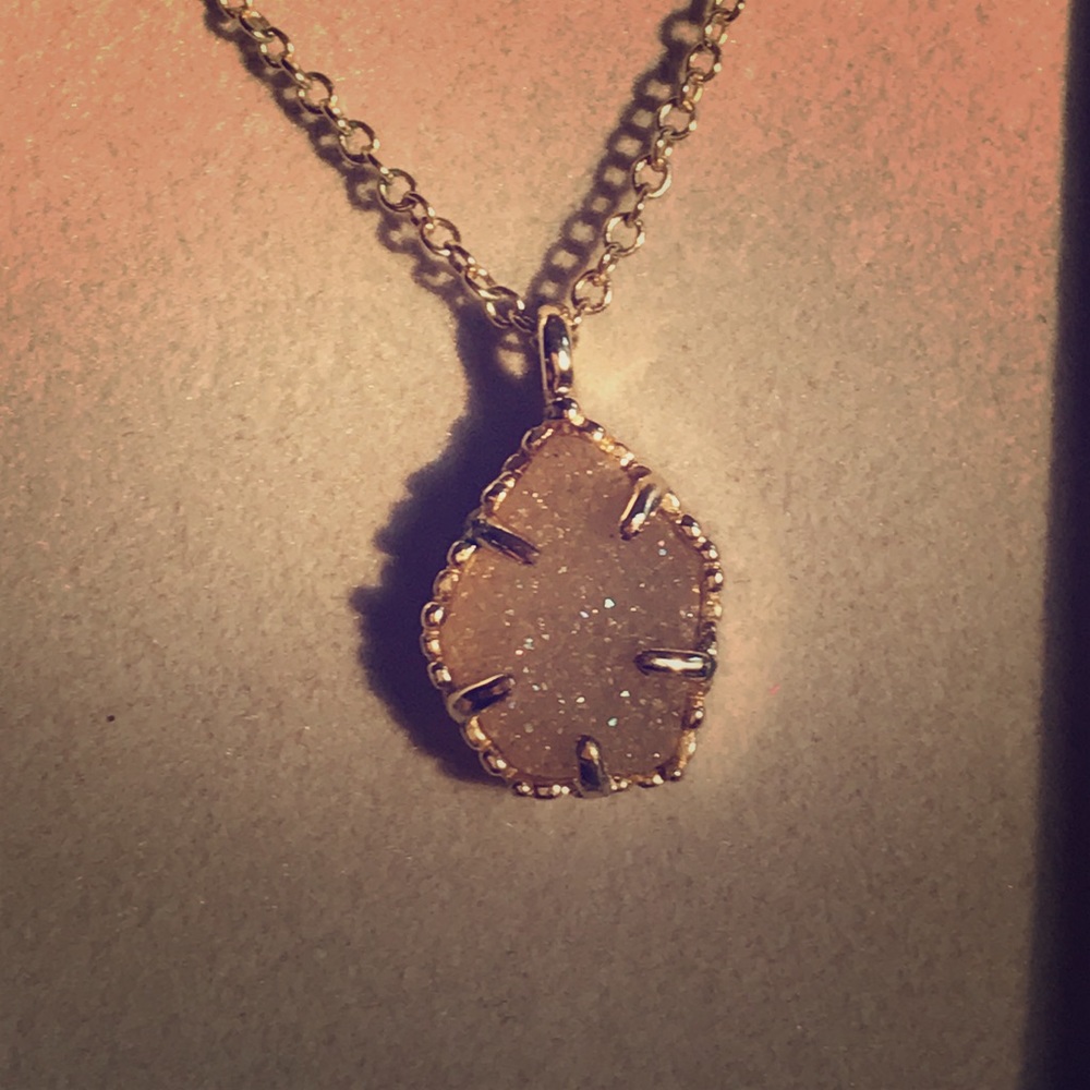 Kendra Scott Necklace