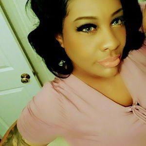 Meet your Posher, Tonya