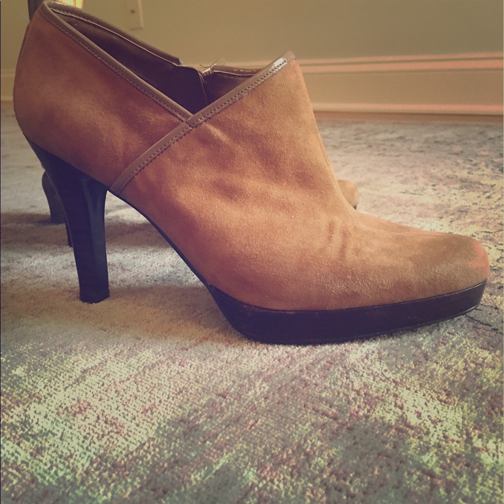 Ankle boots, Bandolino size 8