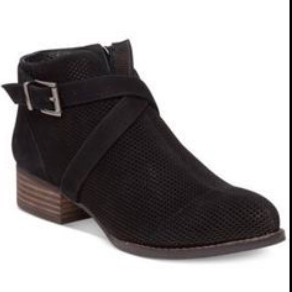 Vince Camuto Shoes - Vince Caumto Casha Crossover Bootie
