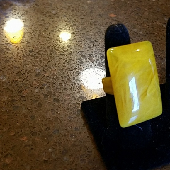 Ring - Picture 2 of 2