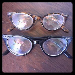 Set of two Cat eye glasses