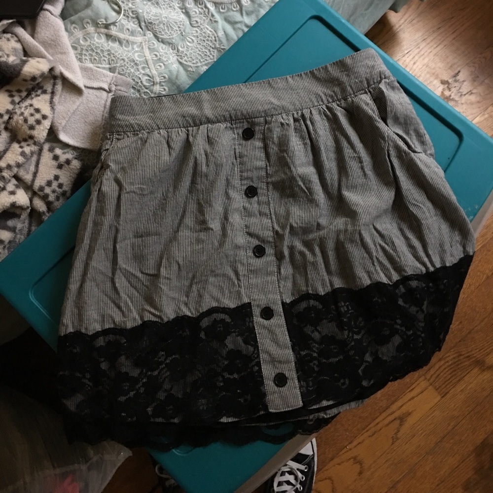 lace skirt