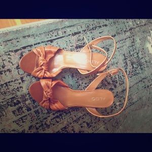Aldo, heeled sandal, size 40 (US9).