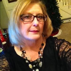 Meet your Posher, Beth