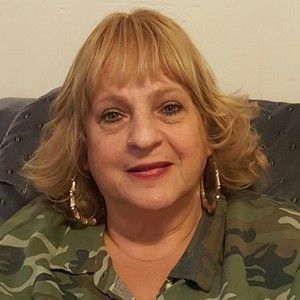 Meet your Posher, Robin