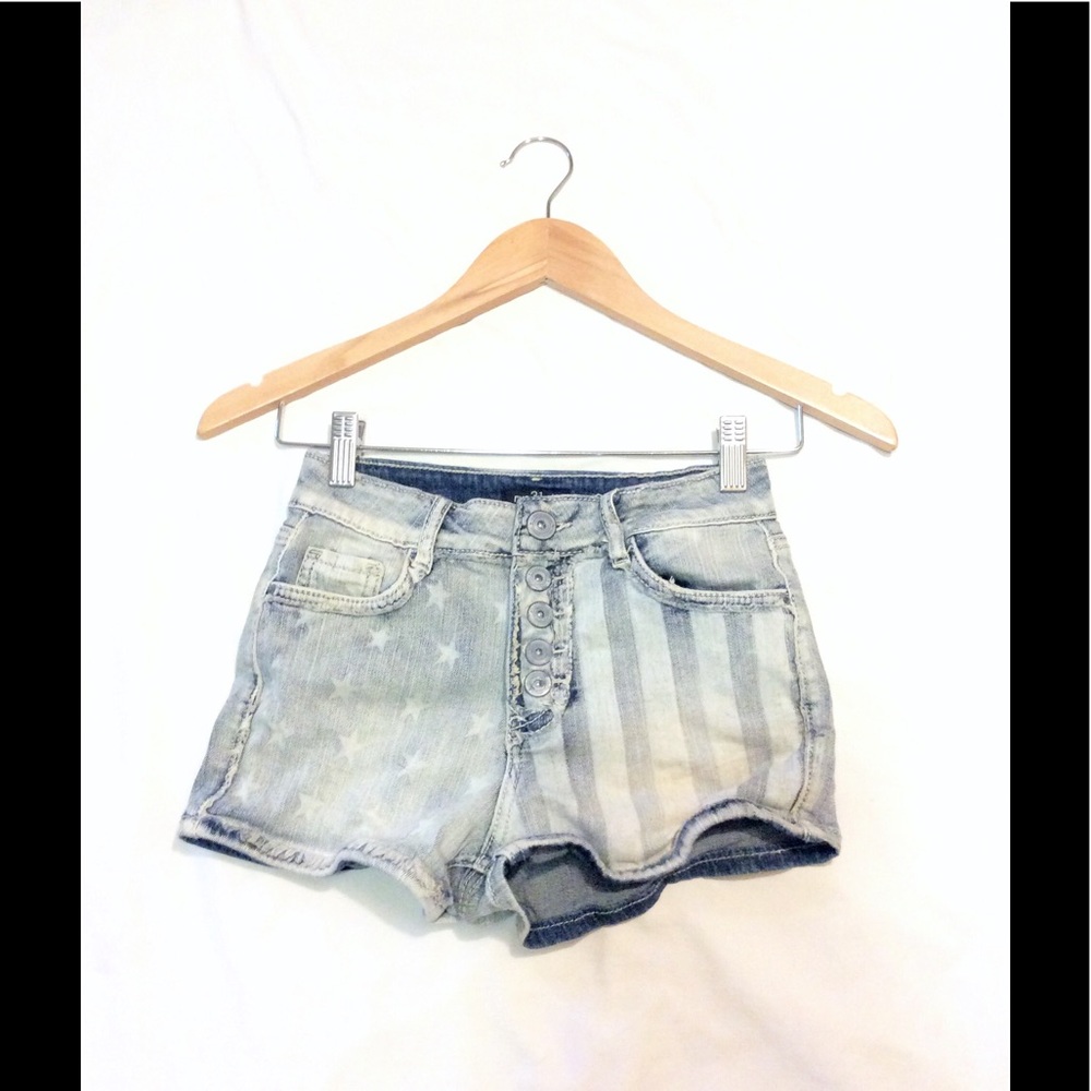 Vintage Vibes American Flag Shorts