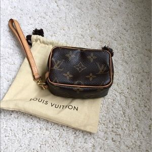 Louis Vuitton Wapity authentic
