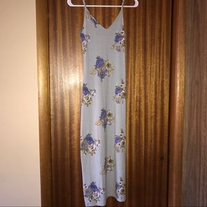 Forever 21 Mid Length Floral Bodycon