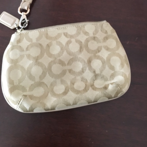 Coach wristlet!! - Picture 3 of 3
