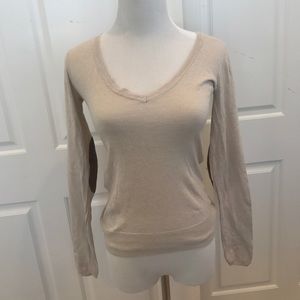 Creme sweater