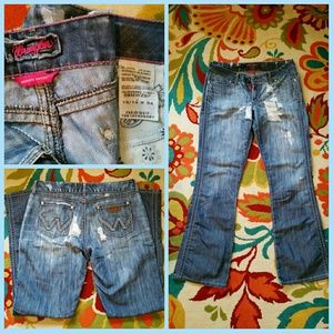 Women's Worn Wrangler Jeans size 13/14