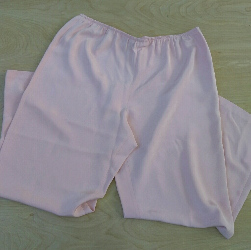 F7- Eileen Fisher pink silk modern wide leg pants