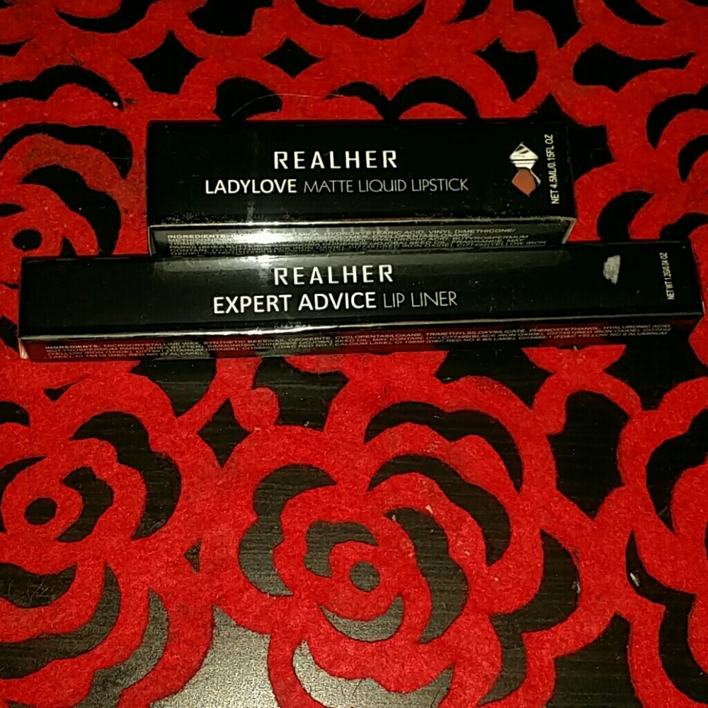 Matte liquid lipstick & lip liner