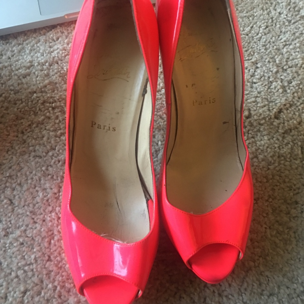 Hot pick Christian Louboutin peep toes