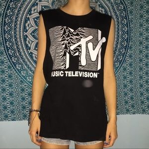 MTV muscle tee