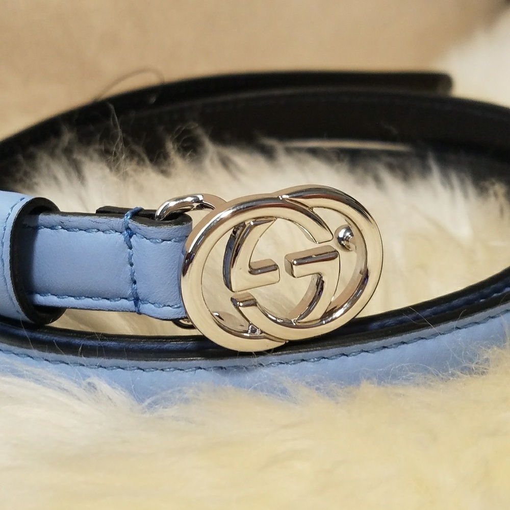 Gucci Skinny Leather Belt with Interlocking G