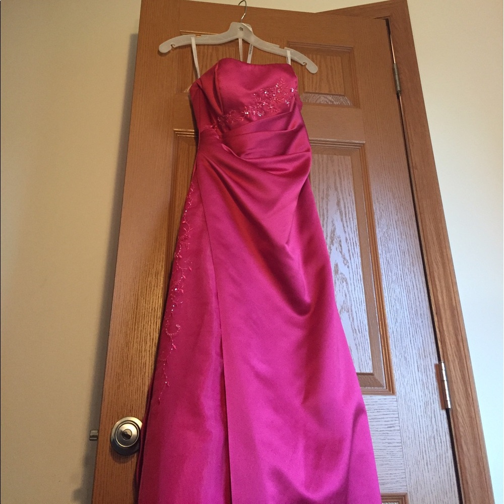 David's bridal bridesmaid/ prom dress