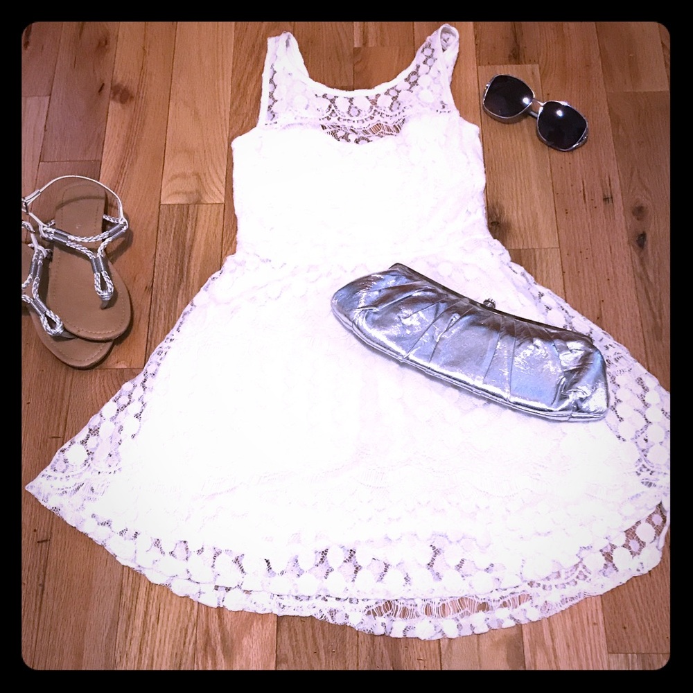 Sweet Lace 👗 Dress