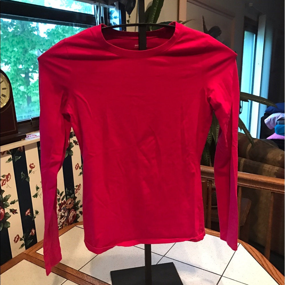 Long sleeve old navy shirt
