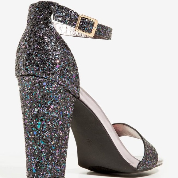 Glitter Heels - Picture 3 of 8