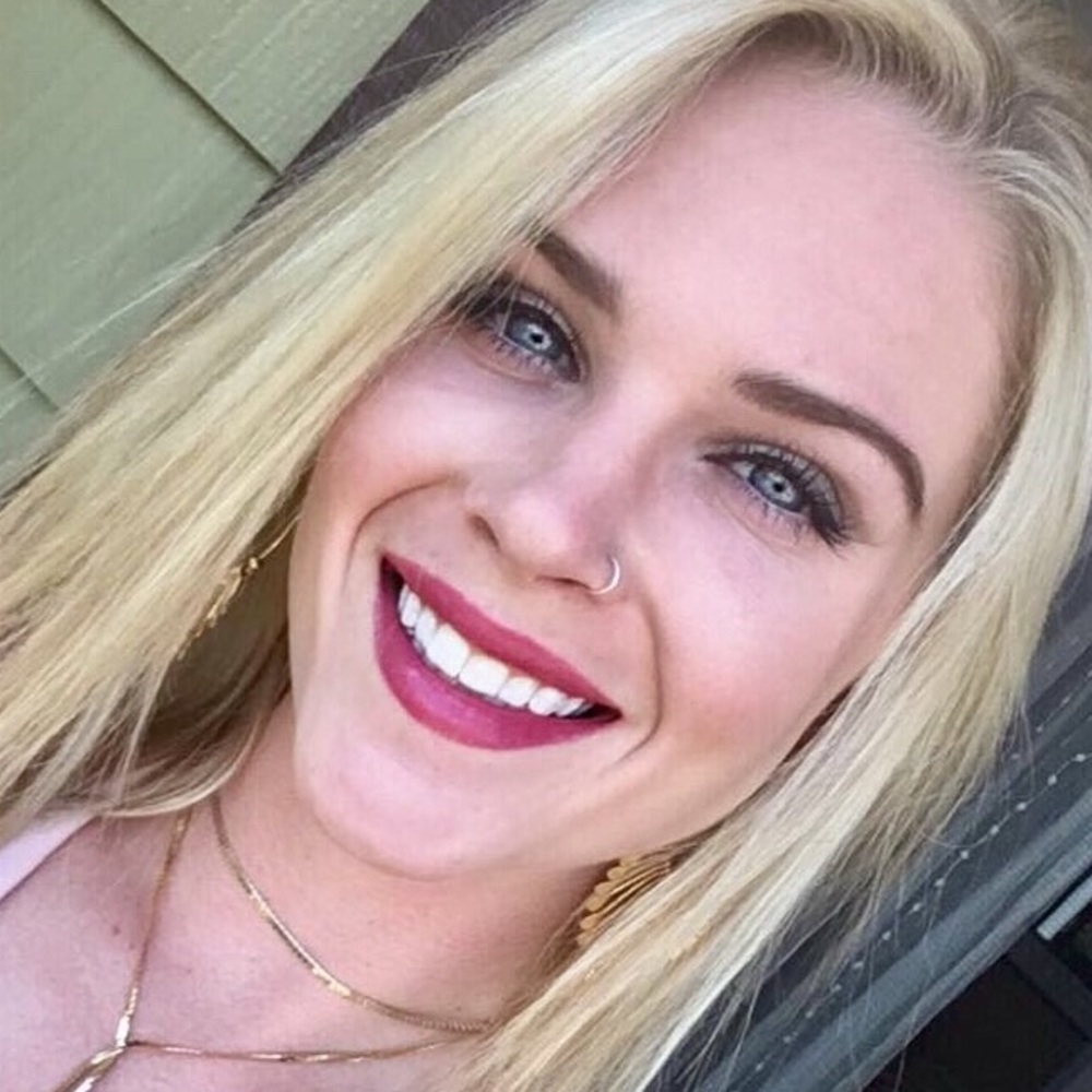 Meet your Posher, Kelsey