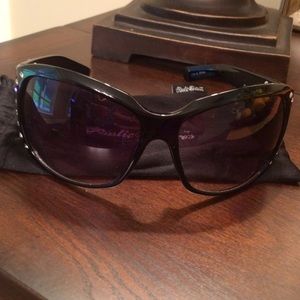 New black Rustic Couture's sunglasses