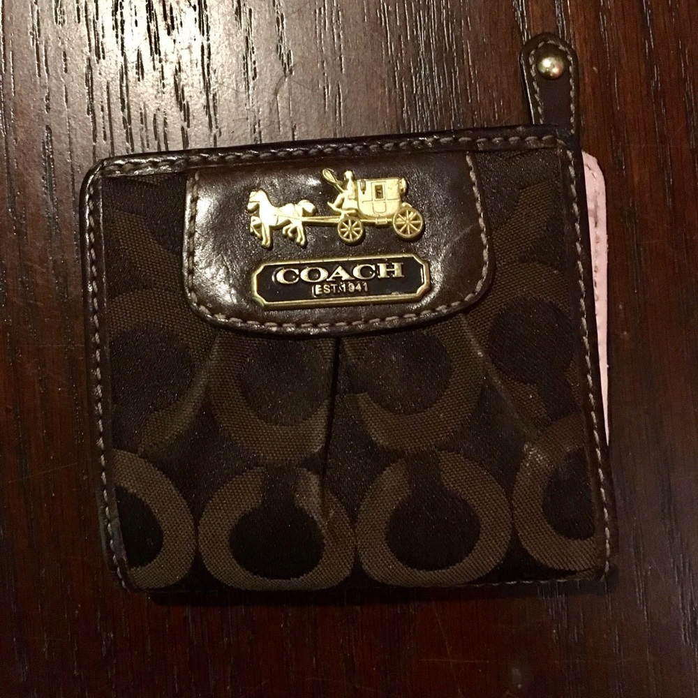 Mini coach wallet