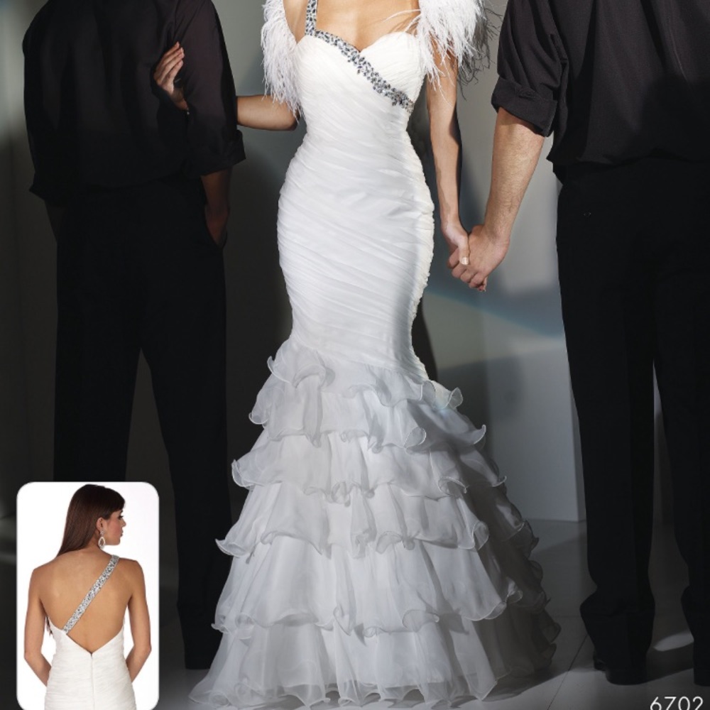White Alyce wedding, prom or pageant gown
