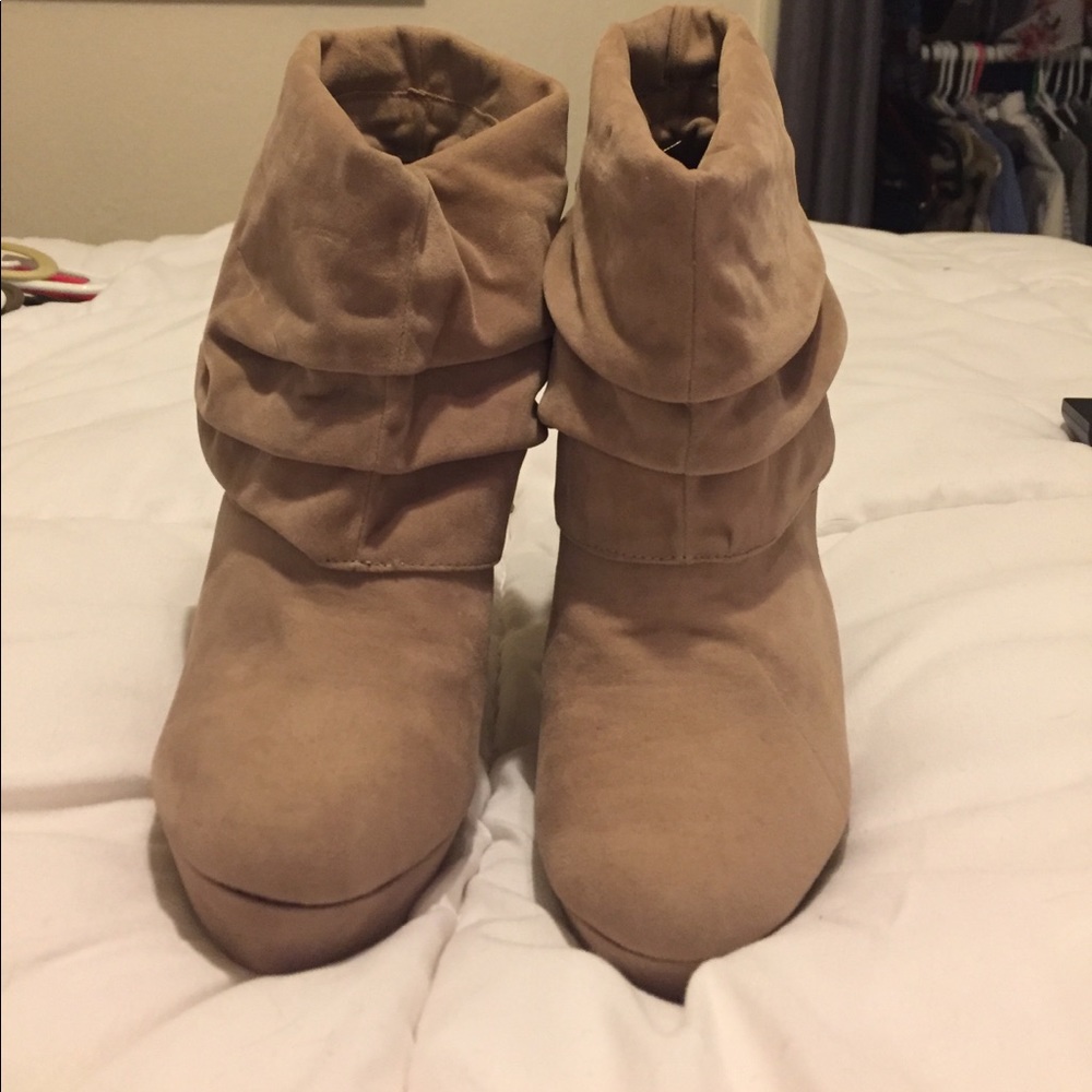 Type Z Zlata nude Booties