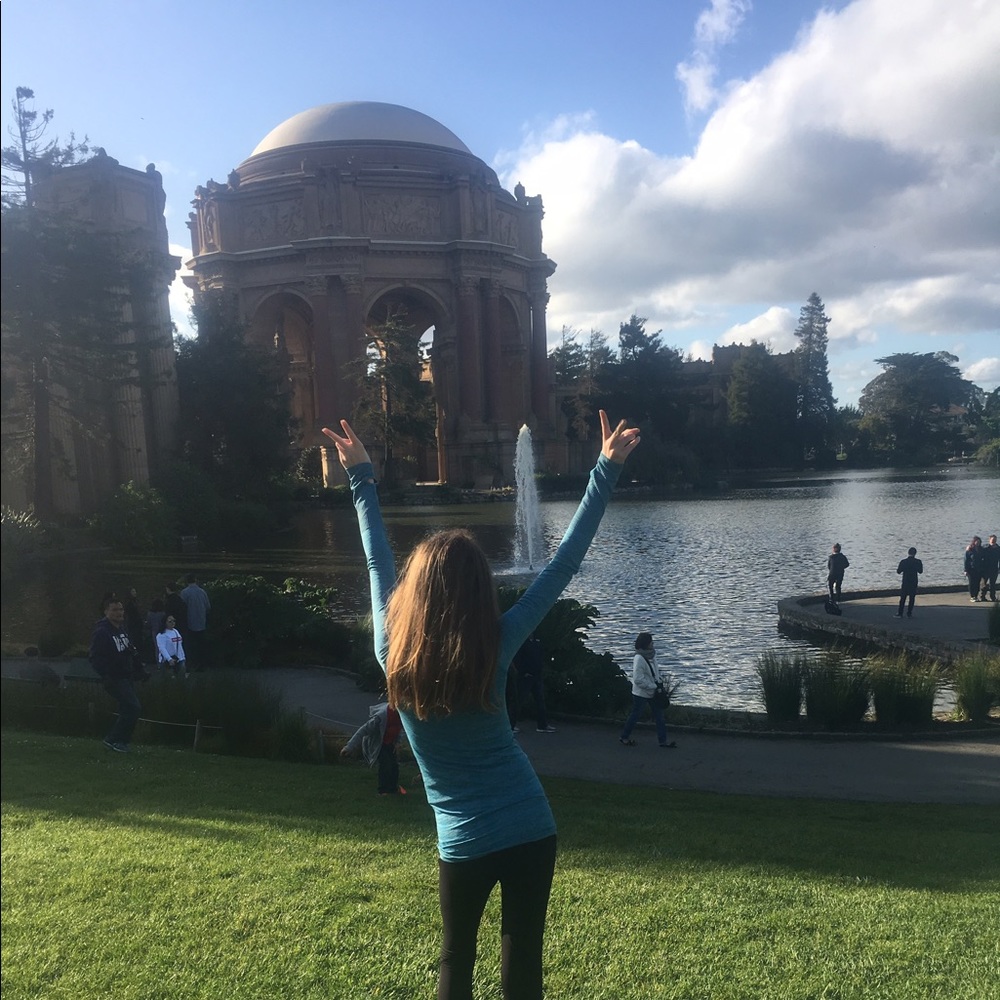 Meet your Posher, Vanessa