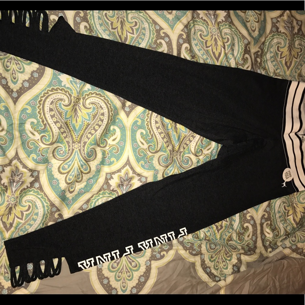 Charcoal Grey VS PINK leggings