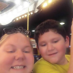 Meet your Posher, Whitney