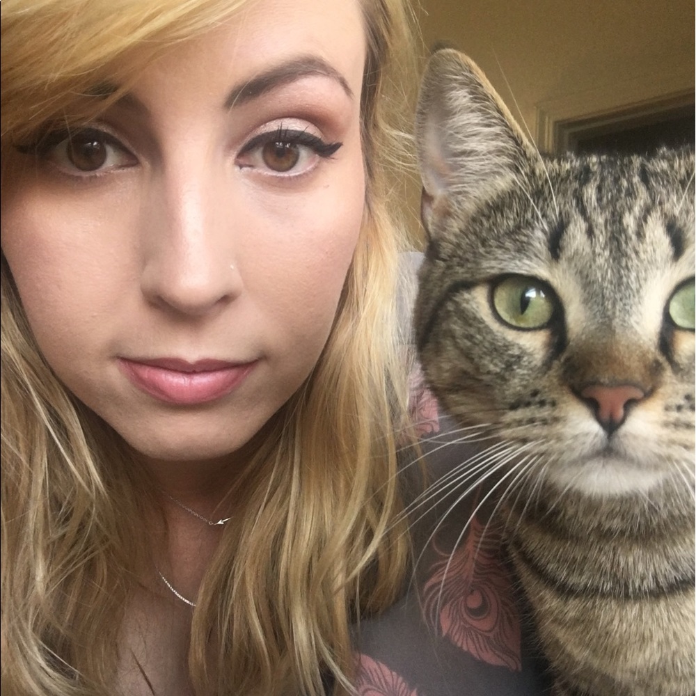 Meet your Posher, Hailey