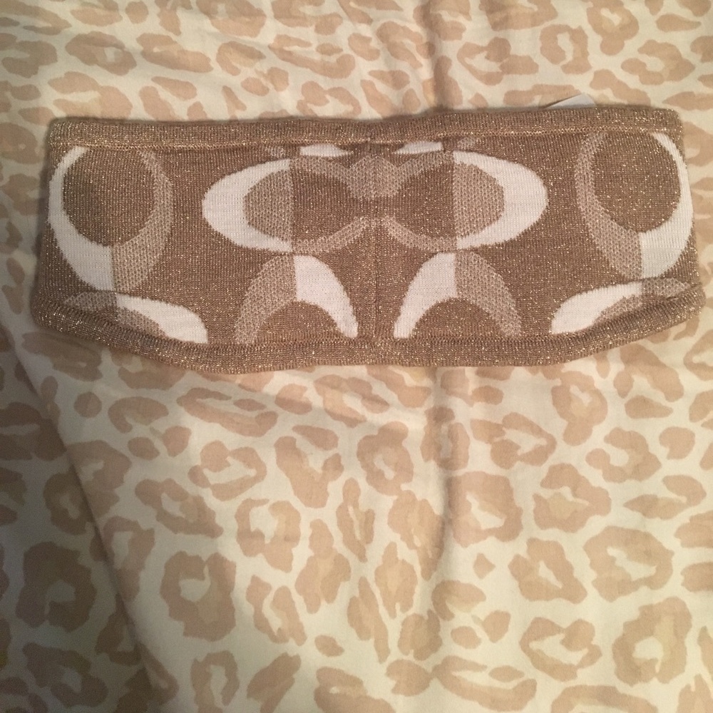 Coach headband