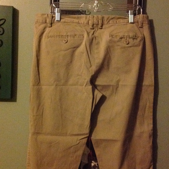 Gap women's khakis - Picture 4 of 4
