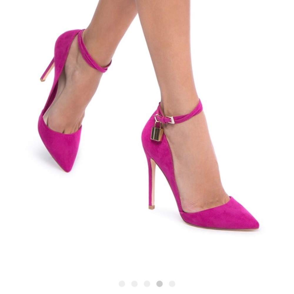 New in Box Hot Pink Pumps