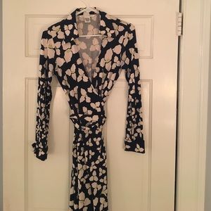 Diane von furstenberg wrap dress
