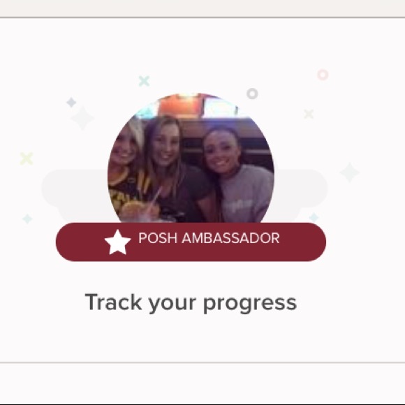 Meet your Posher, Meghan. ๐Posh Ambassador ๐ - Picture 5 of 6