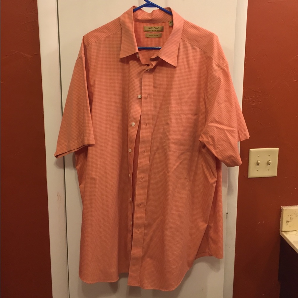 Gold label Roundtree and York Shirt