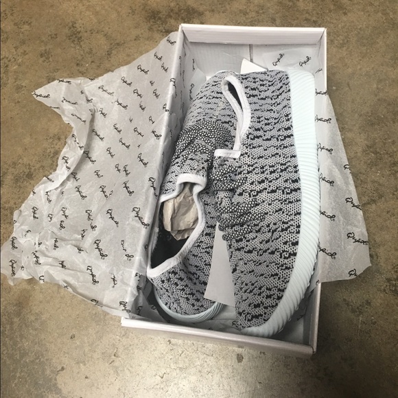 Black grey flyknit  sneaker - Picture 3 of 3