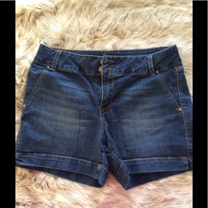 Size 12 d.jeans shorts