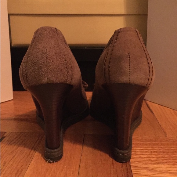 Vince Camuto wedges - Picture 6 of 8