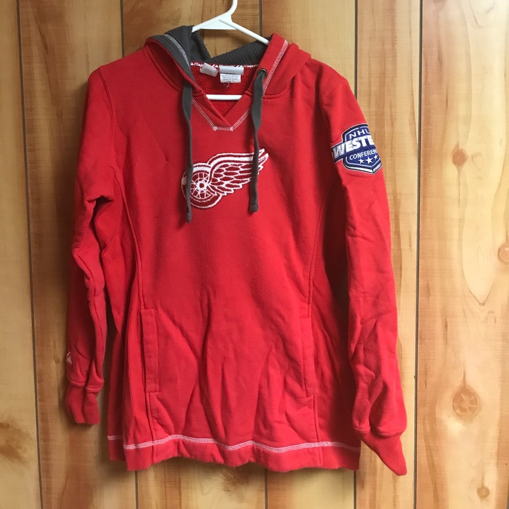 Detroit Red Wings Fitted Hoodie
